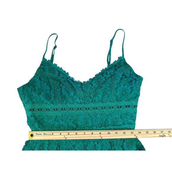 EUC Emerald Green Lace Midi Dress Size M WeddingGuest BarbieCore GardenParty - Picture 6 of 10
